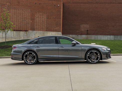 New 2026 Audi A8 L 3.0T AWD/4WD image 3