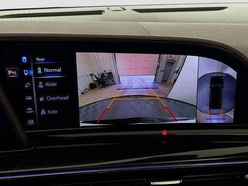 Used 2023 Cadillac Escalade ESV Sport Platinum image 14