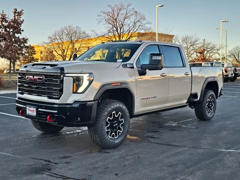 New 2026 GMC Sierra 2500 AT4X image 4