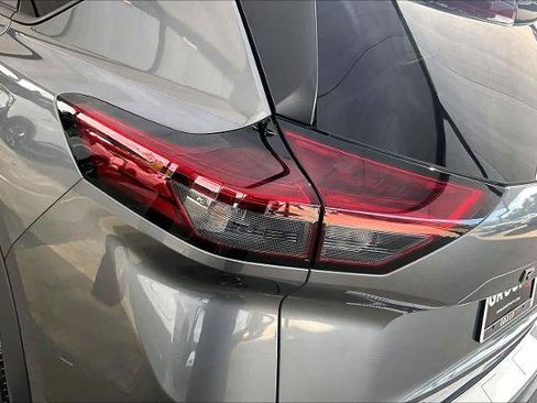 Certified 2026 Nissan Rogue SV FWD image 28