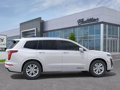 New 2025 Cadillac XT6 Luxury FWD image 6