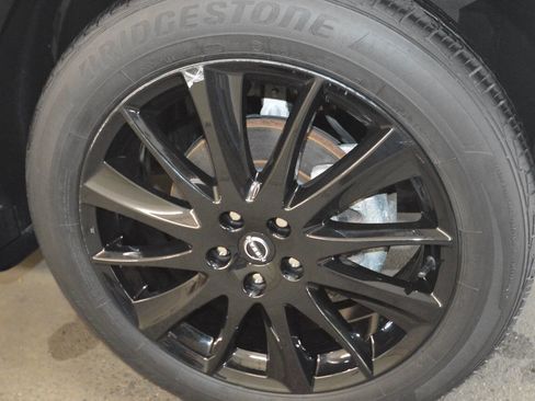 Used 2023 Nissan Murano SV w/ SV Midnight Edition Package image 4