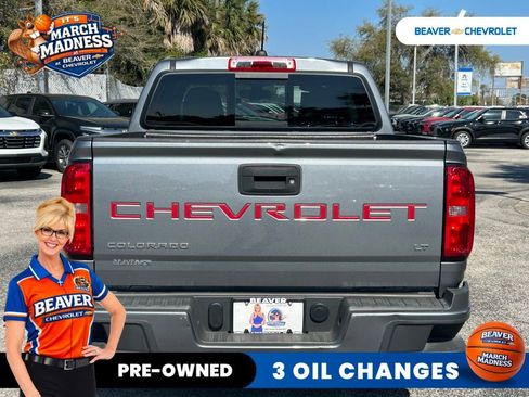 Used 2022 Chevrolet Colorado LT w/ LT Convenience Package image 6