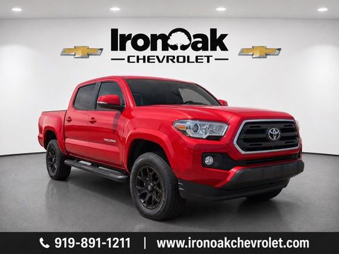 Used 2022 Toyota Tacoma SR5 w/ Technology Package RWD image 1