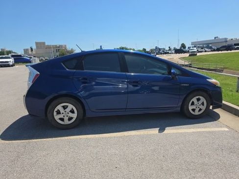 Used 2010 Toyota Prius One FWD image 6