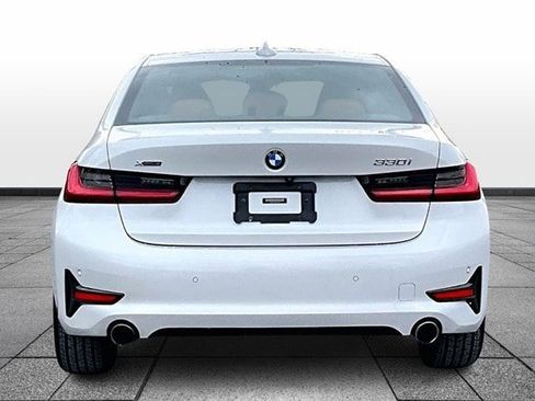 Used 2020 BMW 330i xDrive Sedan w/ Convenience Package image 8