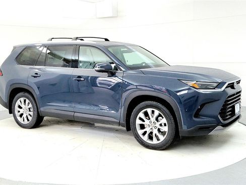 New 2026 Toyota Grand Highlander Limited image 7