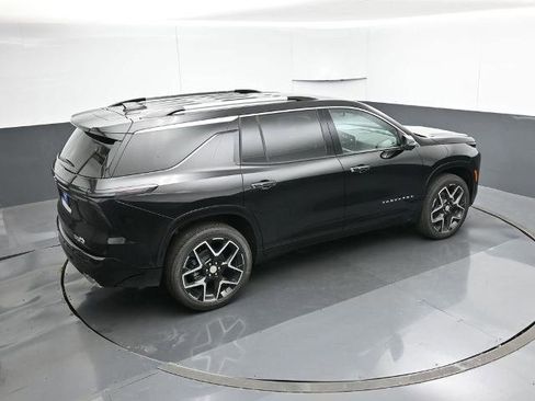 New 2026 Chevrolet Traverse High Country w/ LPO, Floor Liner Package image 21