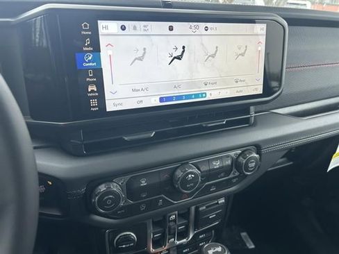 New 2026 Jeep Wrangler Unlimited Rubicon image 15