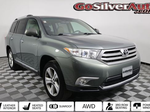 Used 2013 Toyota Highlander Limited image 1