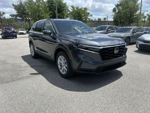 Used 2025 Honda CR-V EX image 8
