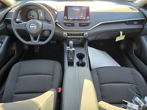 New 2025 Nissan Altima 2.5 S image 8