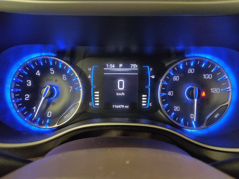 Used 2017 Chrysler Pacifica Touring-L FWD image 23