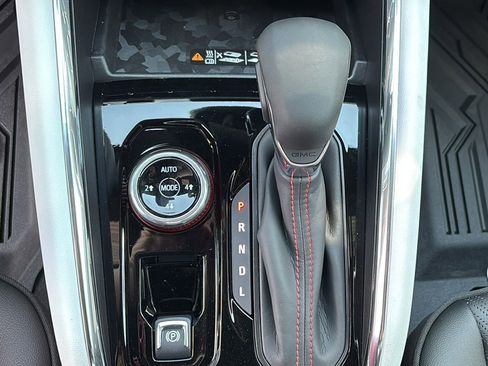 New 2025 GMC Canyon AT4 w/ AT4X Package image 26