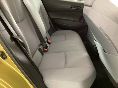 Used 2024 Toyota Corolla Cross AWD Hybrid w/ Moonroof Package image 24