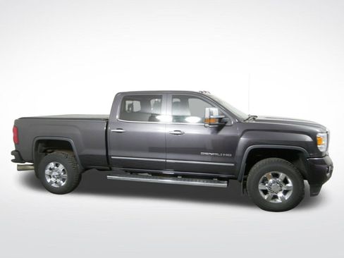 Used 2015 GMC Sierra 3500 Denali w/ Duramax Plus Package AWD/4WD image 2