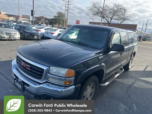 Used 2005 GMC Sierra 1500 SLE w/ Light Duty Power Package image 4