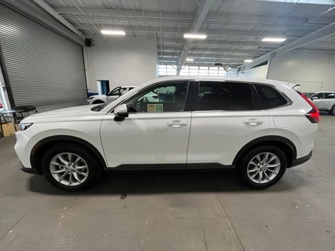 Used 2023 Honda CR-V EX image 5