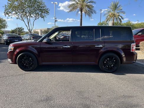 Used 2019 Ford Flex Limited w/ Equipment Group 303A AWD/4WD image 2
