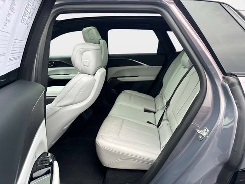 Certified 2024 Cadillac Lyriq Luxury image 20