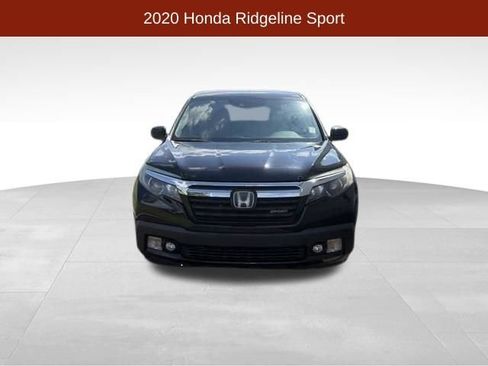 Used 2020 Honda Ridgeline Sport image 2