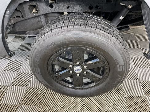 Used 2023 Ford F150 XLT image 6