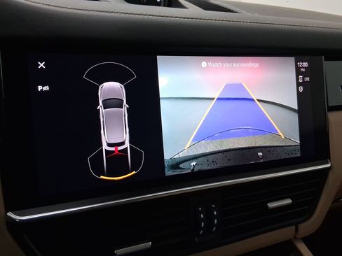 Certified 2023 Porsche Cayenne image 23