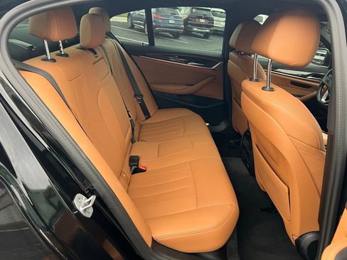 Used 2023 BMW 540i xDrive w/ Convenience Package image 22