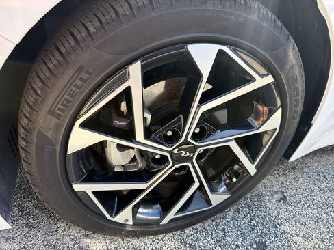 Certified 2025 Kia K5 EX FWD image 5