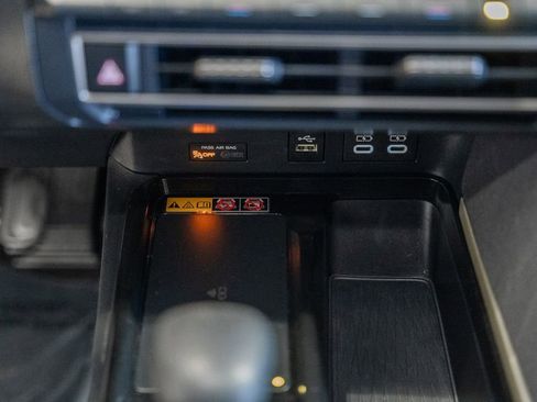 Used 2025 Toyota Camry LE image 22