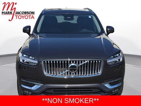 Used 2023 Volvo XC90 B6 Plus w/ Protection Package Premier image 2