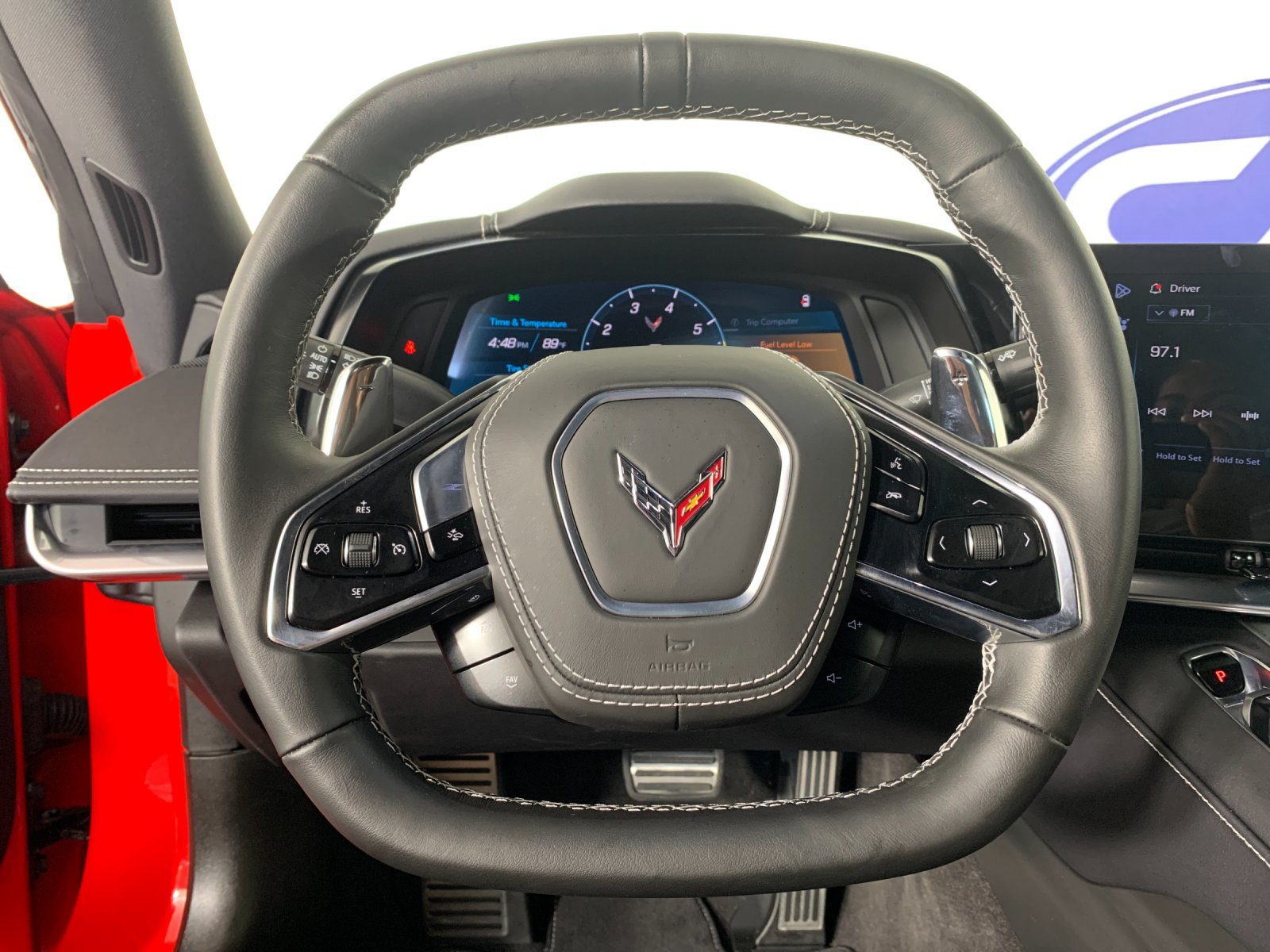Used 2025 Chevrolet Corvette Stingray Coupe w/ 1LT RWD image 21