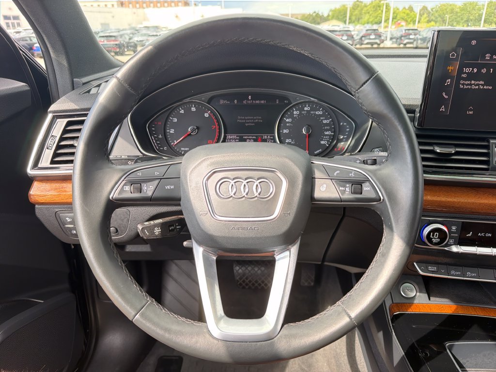 Used 2023 Audi Q5 2.0T Premium w/ Convenience Package AWD/4WD image 12