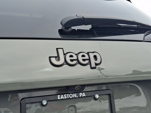 Certified 2022 Jeep Cherokee Trailhawk w/ Sun, Sound & Nav Group image 31