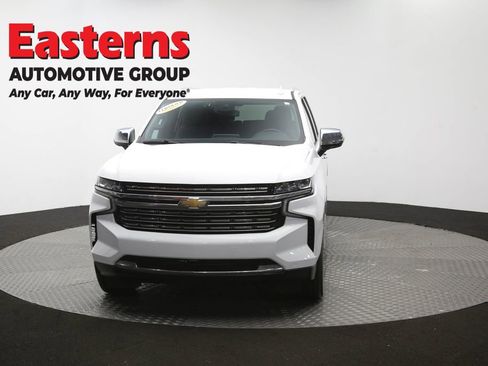 Used 2023 Chevrolet Suburban Premier RWD image 56