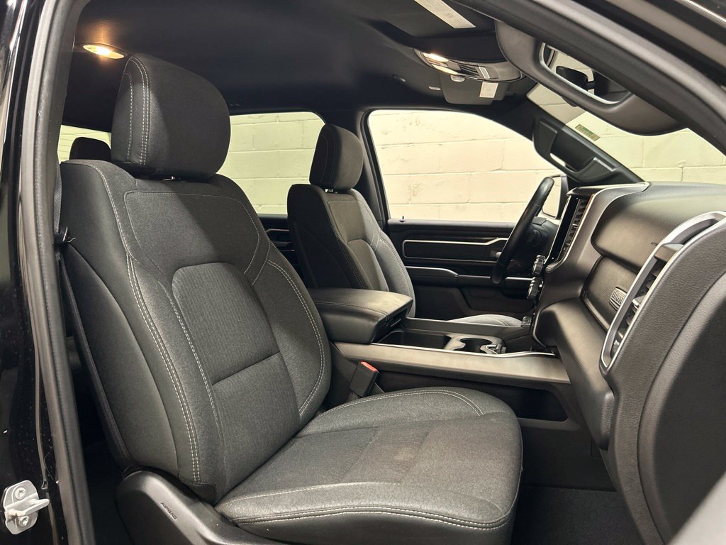 Used 2019 RAM 1500 Big Horn AWD/4WD image 12