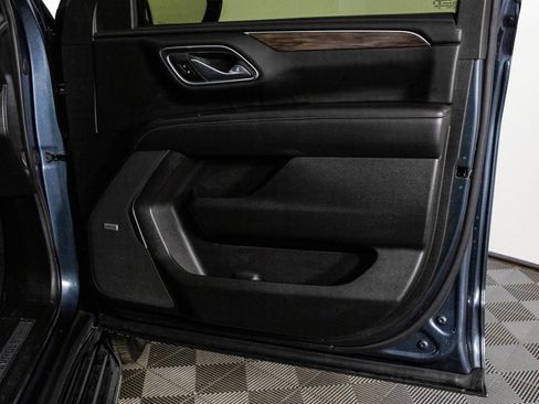 Used 2021 Chevrolet Tahoe LT w/ Rear Media and Nav Package image 38