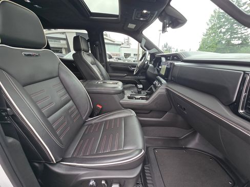 Used 2022 GMC Sierra 1500 AT4X AWD/4WD image 11