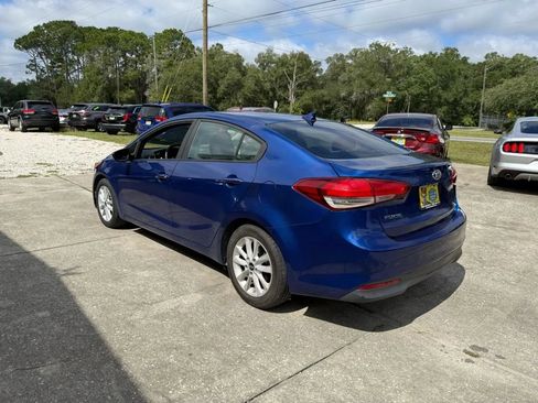 Used 2017 Kia Forte LX w/ LX Popular Package FWD image 5