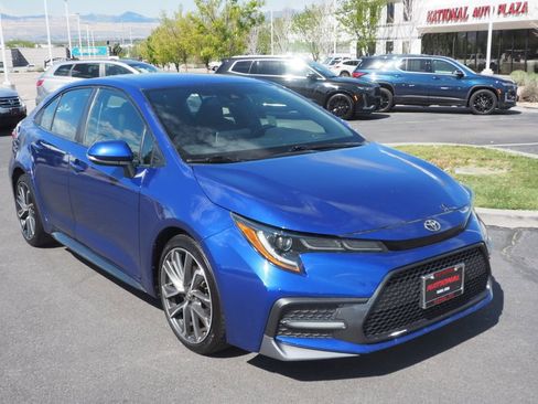 Used 2020 Toyota Corolla SE w/ Carpet Mat Package (TMS) FWD image 9