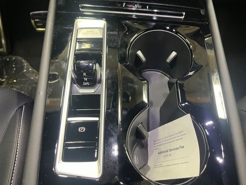 New 2026 Volkswagen Atlas Cross Sport SEL R-Line image 14