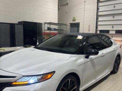 Used 2018 Toyota Camry XSE image 47