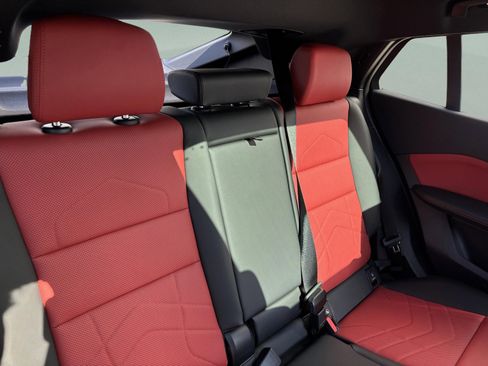 Certified 2025 BMW X2 xDrive28i image 26