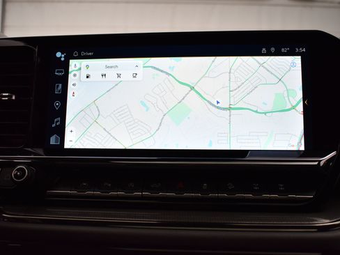 Used 2024 Chevrolet Silverado 1500 ZR2 w/ Technology Package image 30