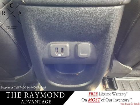 Used 2022 Chevrolet Colorado LT w/ Luxury Package AWD/4WD image 13