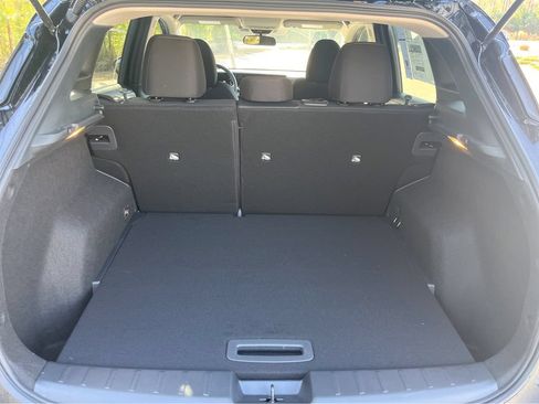 Used 2025 Nissan Kicks SV FWD image 9