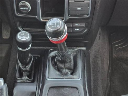 Used 2021 Jeep Gladiator Sport AWD/4WD image 12