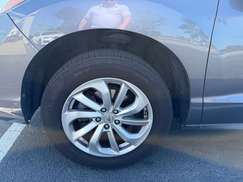 Used 2018 Acura RDX FWD w/ Technology Package image 2