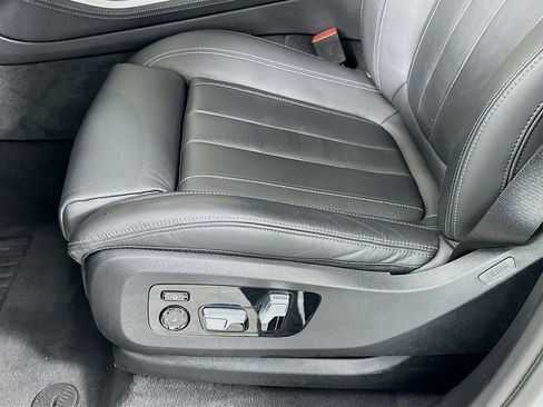 Used 2022 BMW X5 xDrive45e w/ Climate Comfort Package AWD/4WD image 20