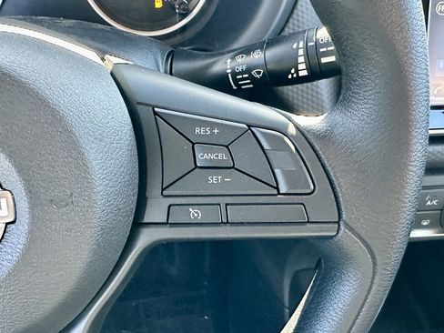 New 2025 Nissan Kicks Play S image 28